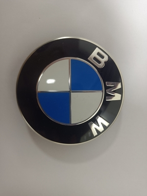 Innovative technology meets classic design - Customised plastic moulds for BMW emblems, inheriting the brand's spirit