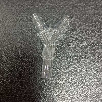 Crystal clear: the craftsmanship of injection moulding for transparent white plastic tubes