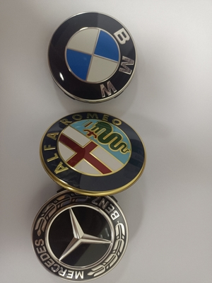 Innovative technology meets classic design - Customised plastic moulds for BMW emblems, inheriting the brand's spirit